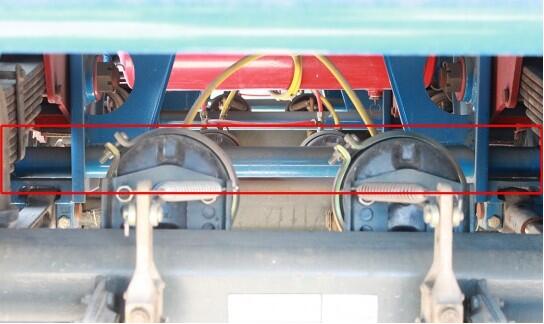 adjust the balance beam.jpg