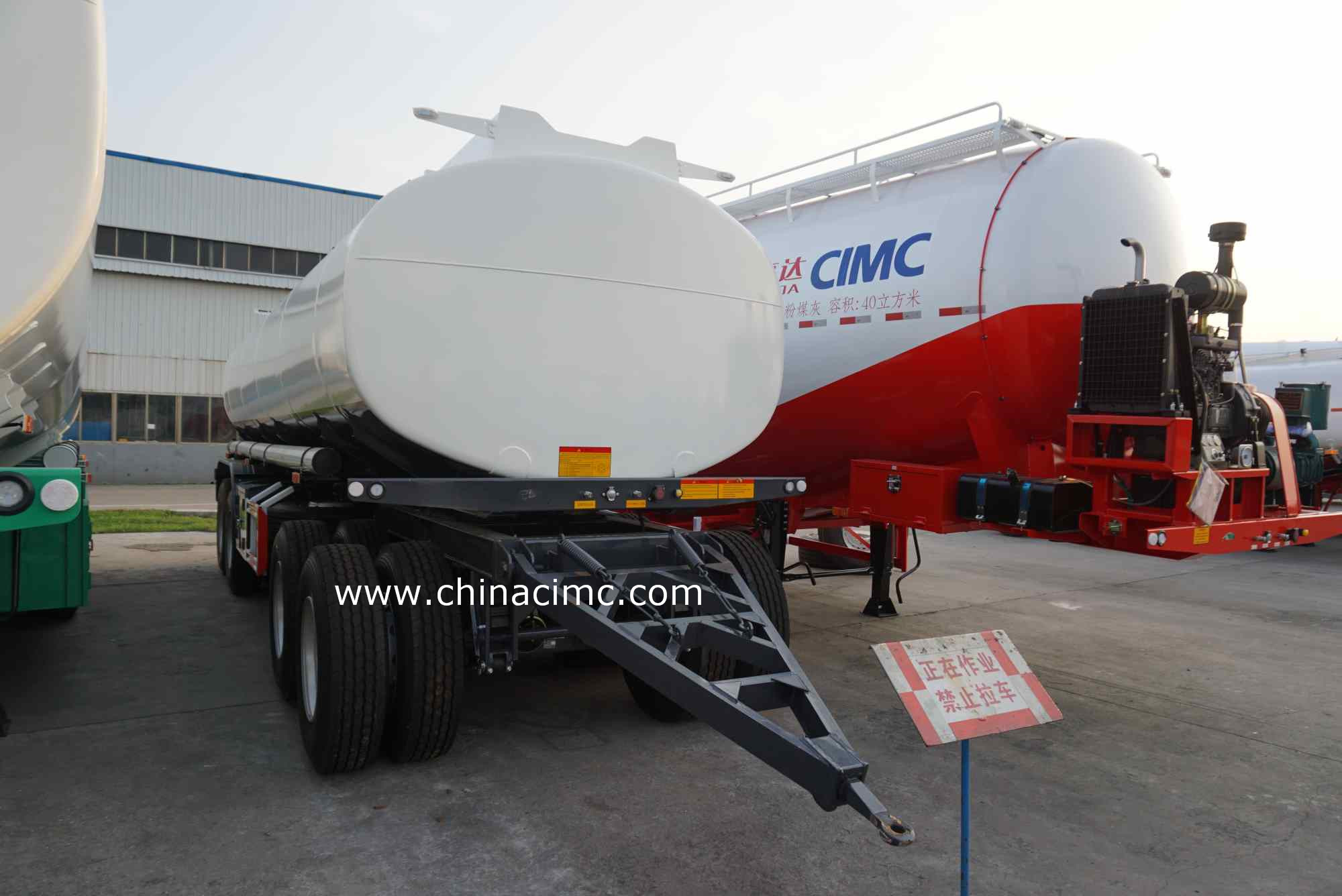 4-axlev drawbar tank trailer (1).jpg