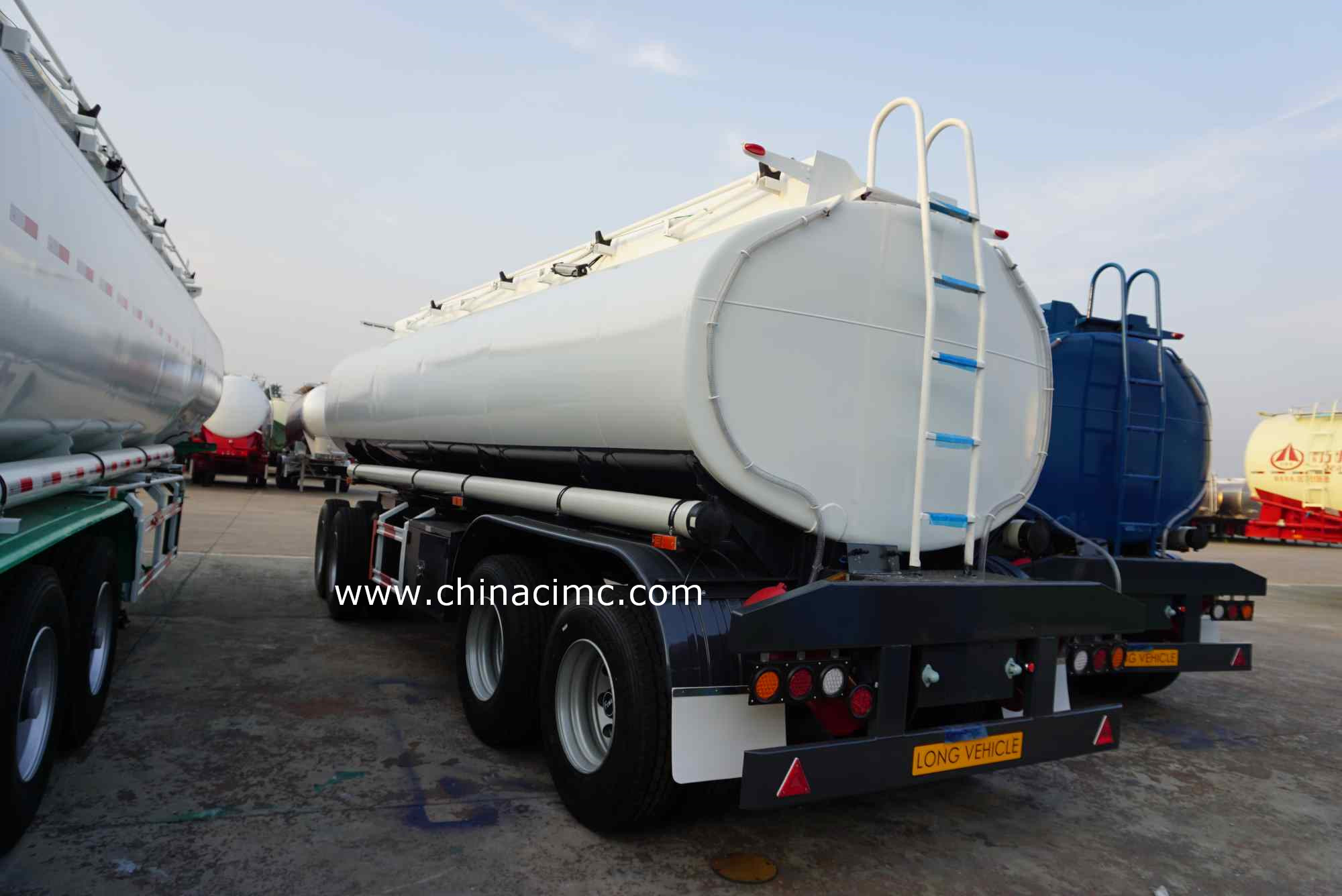 4-axlev drawbar tank trailer (3).jpg