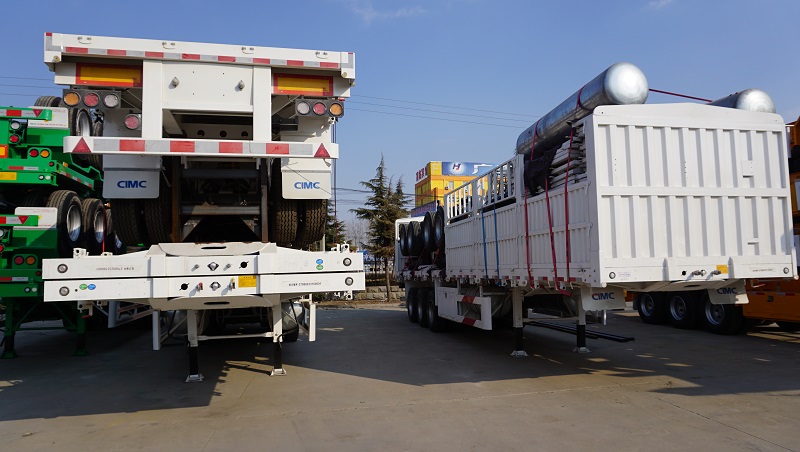 flatbed trailer