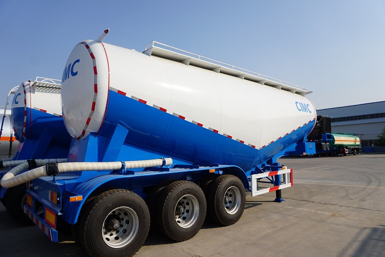 powder tanker trailer