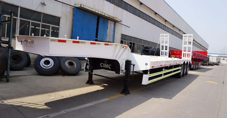 Lowbed semi trailer
