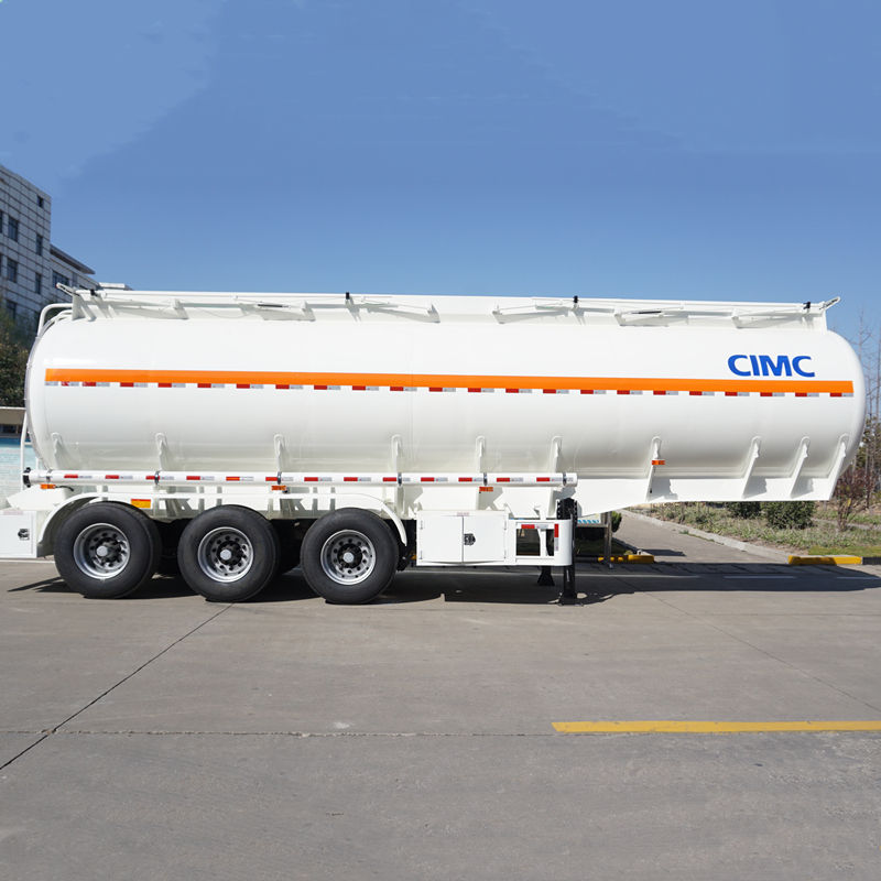 Oil tanker trailer
