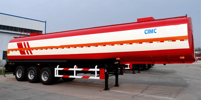 Oil tanker trailer