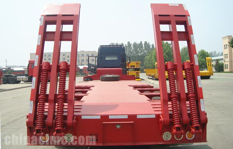 CIMC Tri Axle 55 Ton Lowboy Trailer for Sale in Papua New Guinea