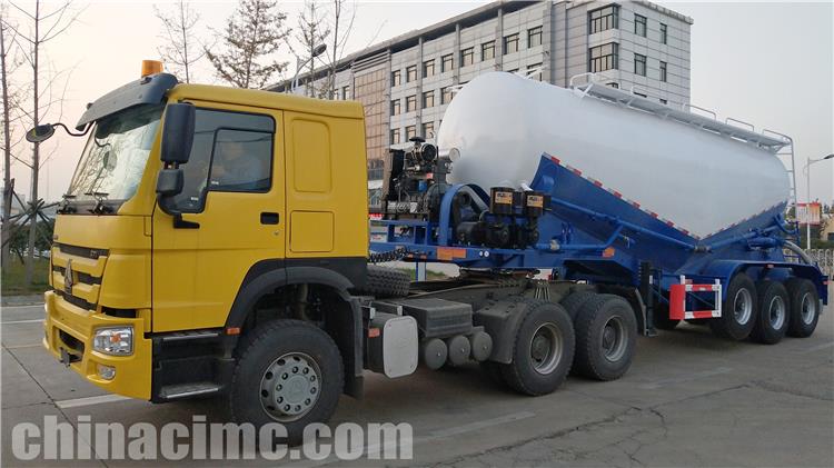 CIMC Dry Bulk Cement Tanker Trailer for Sale In Dominican