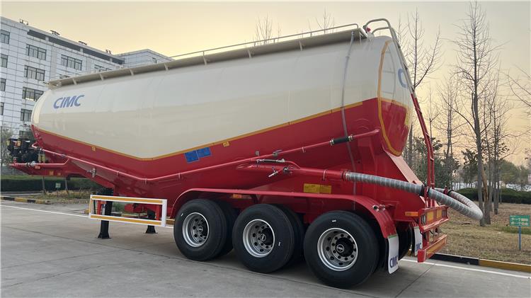 Tri Axle Cement Tanker Trailer for Sale In Aruba
