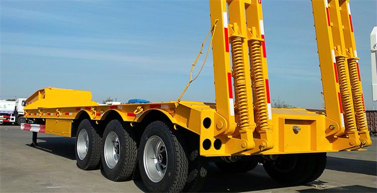 CIMC 80T Semi Low Bed Trailer for Sale in Senegal