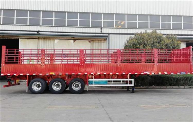 CIMC Livestock, Cattle, Cow Animal Transport Trailer for Sale in Zimbabwe