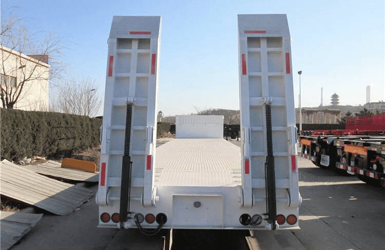 100 Ton Used Low Loaders for Sale in Tanzania
