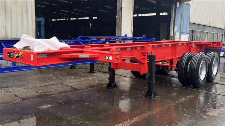 2 Axle 20ft Skeletal Trailer for Sale In Jamaica