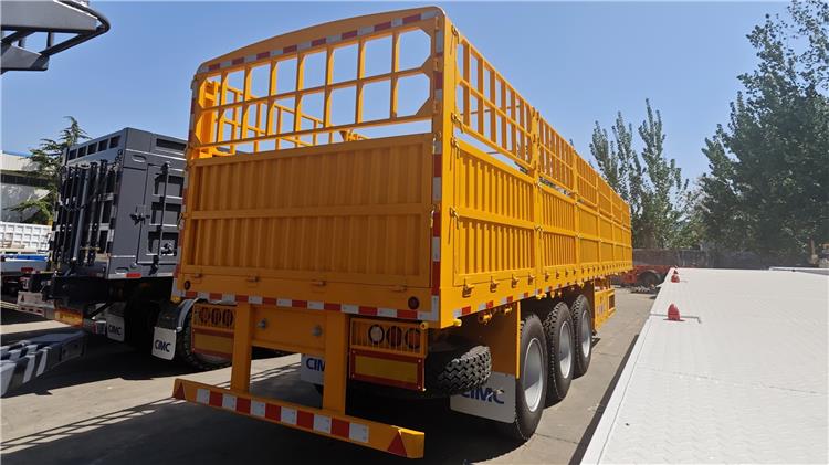 CIMC 60 Ton Fence Livestock Semi Trailer for Sale In Zimbabwe Harare