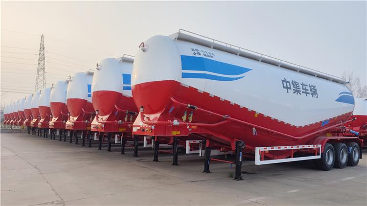 CIMC 55CBM Dry Bulker Cement Tanker Trailer for Sale In Zimbabwe