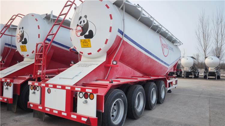 CIMC 4 Axle Cement Tanker Trailer for Sale In Zambia