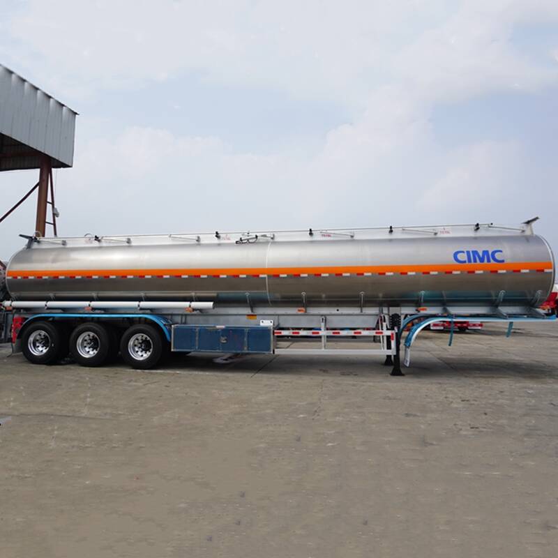CIMC Fuel Tanker Trailer of Aluminium